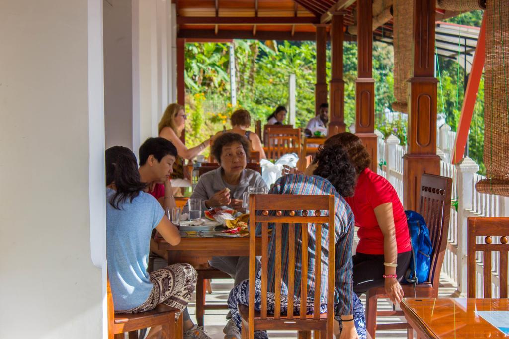 Satyodaya Educational Training Centre Kandy Kültér fotó